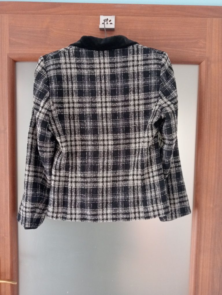 Żakiet r. XS, marynarka M&S , Virgin Wool