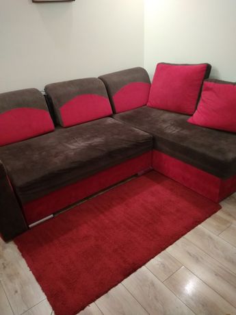 Sprzedam uzywany narożnik w stanie dobrym  kolor brązowy z czerwonymi