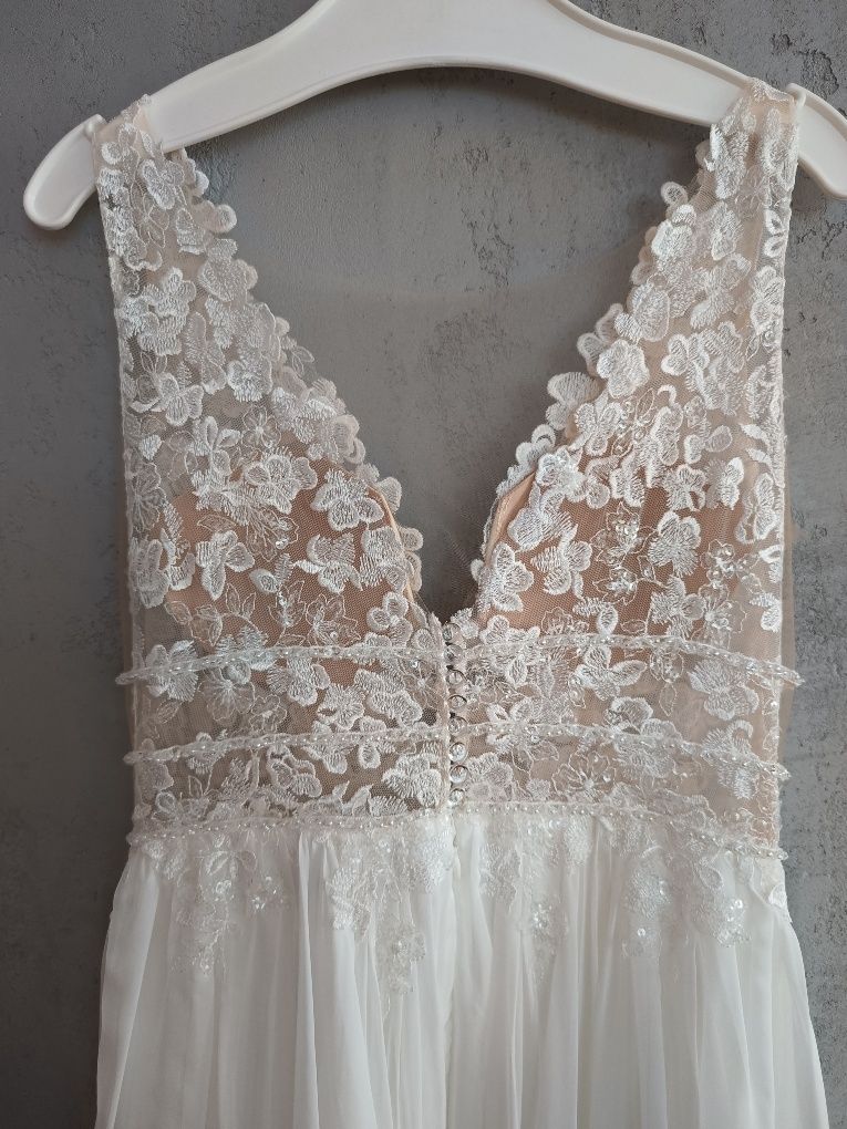 Suknia ślubna boho Biagia Annais Bridal