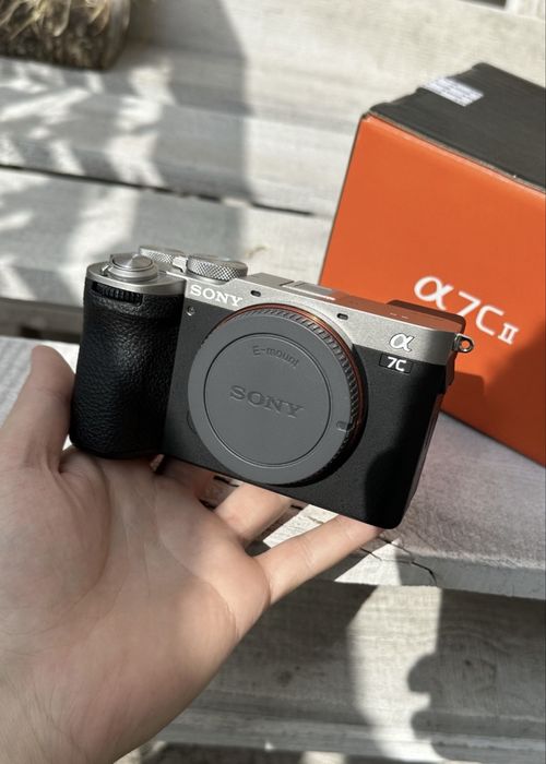 Sony A7cii + grip + ladowarka - *stan sklepowy*