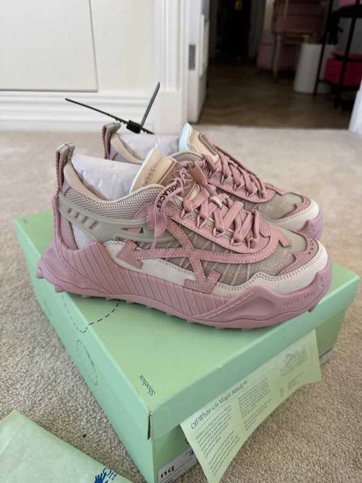 Оригинальные кроссовки Off White Odsy 1000, 38 размер