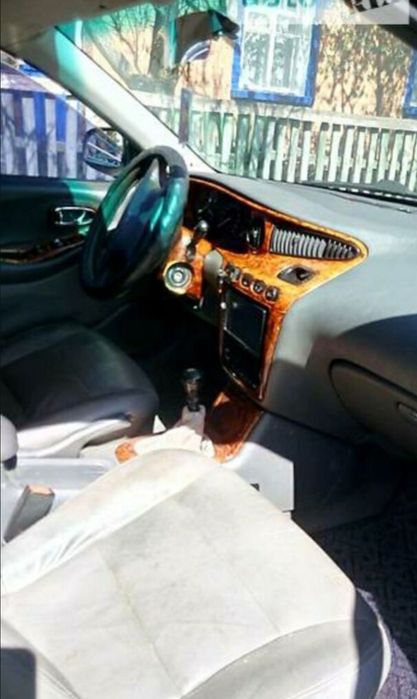 Автомобіль Деу леганза