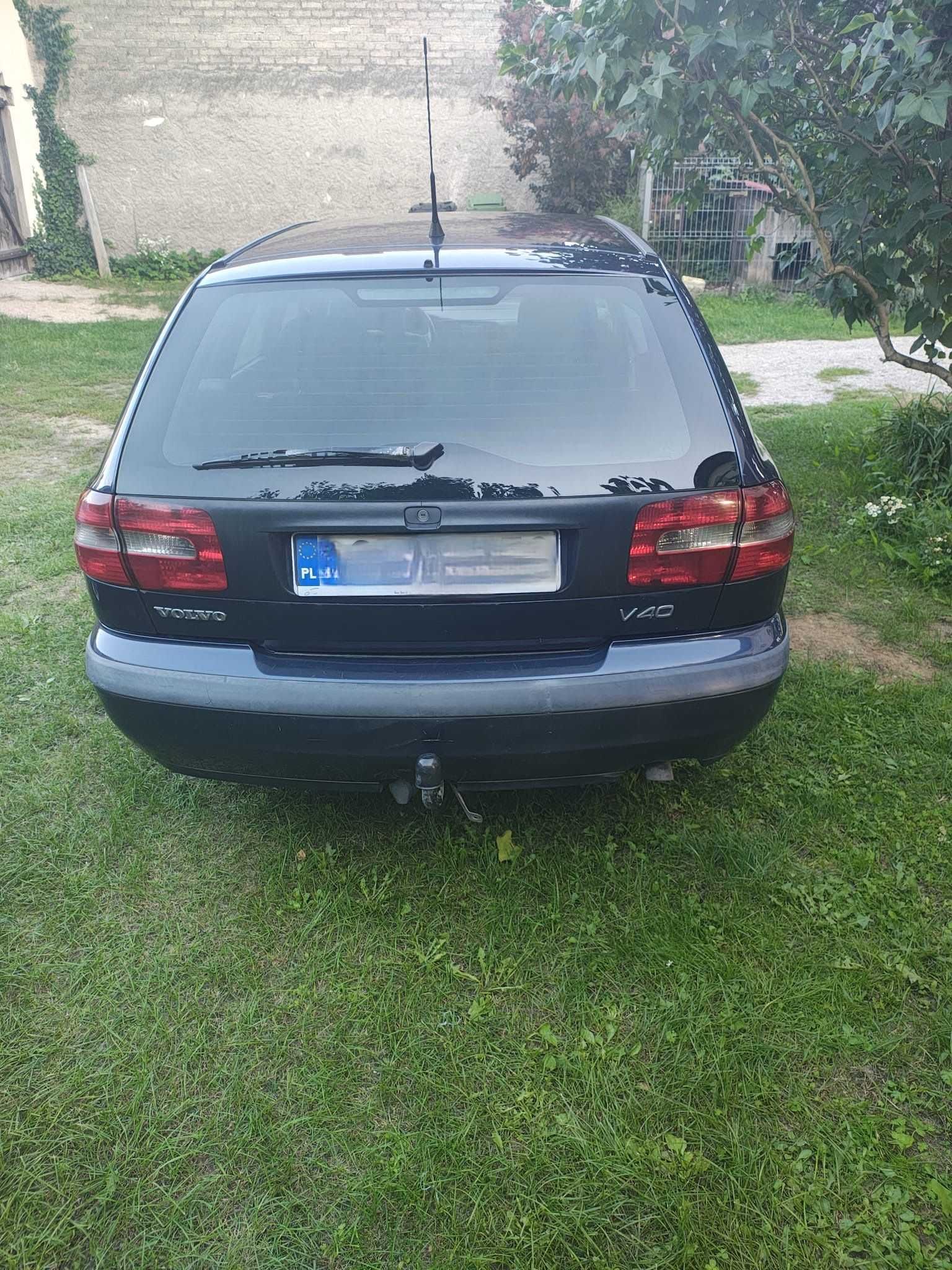 Volvo V40 2002r.