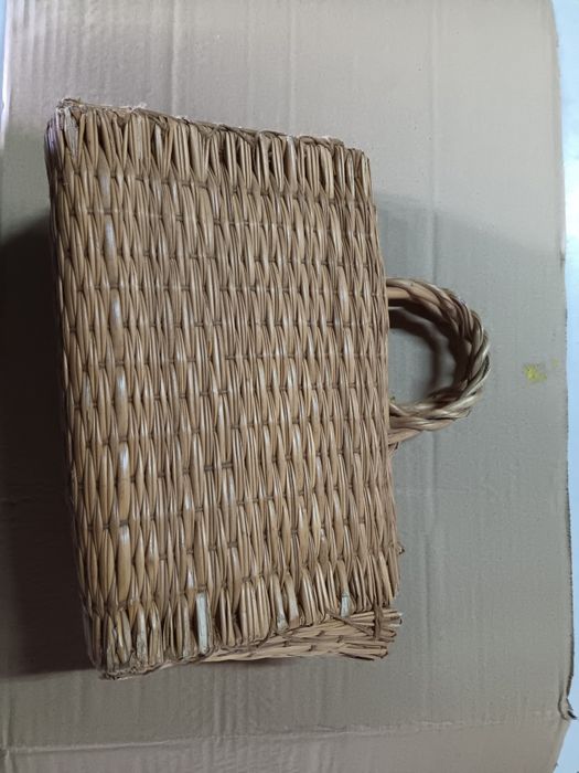 Cesta de verga pequena