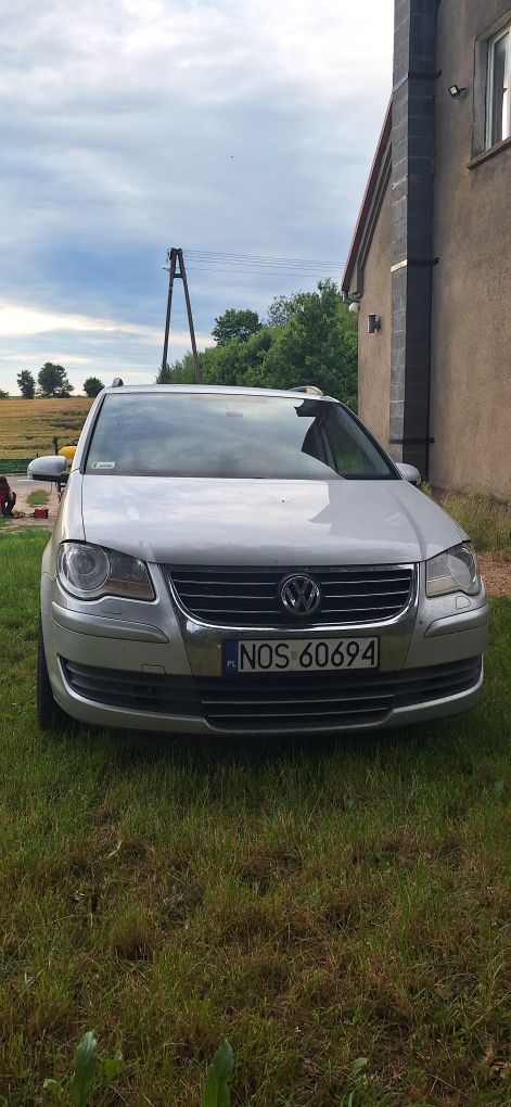 VW Touran 7 osobowy, 1.9TDi, klimatyzacja, 6 biegów,  ważne oplaty
