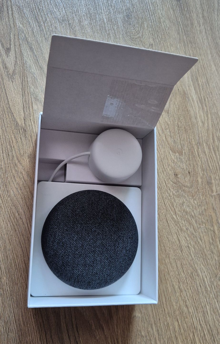 Google Nest Mini 2.ª geração  - Ficha UK com adaptador incluído
