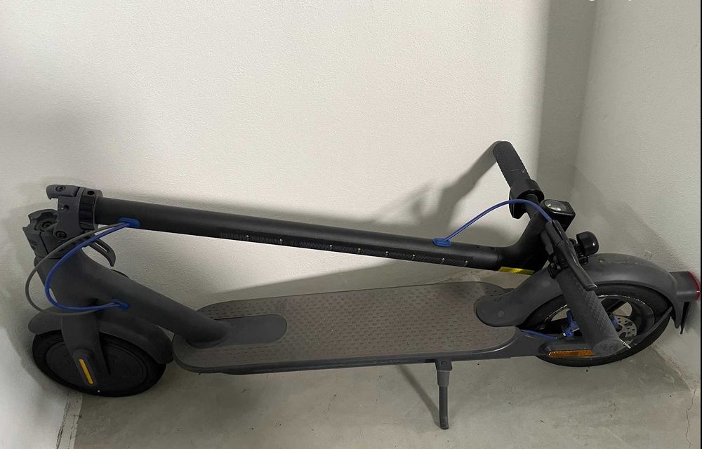 Trotinete Elétrica XIAOMI Mi Electric Scooter 3