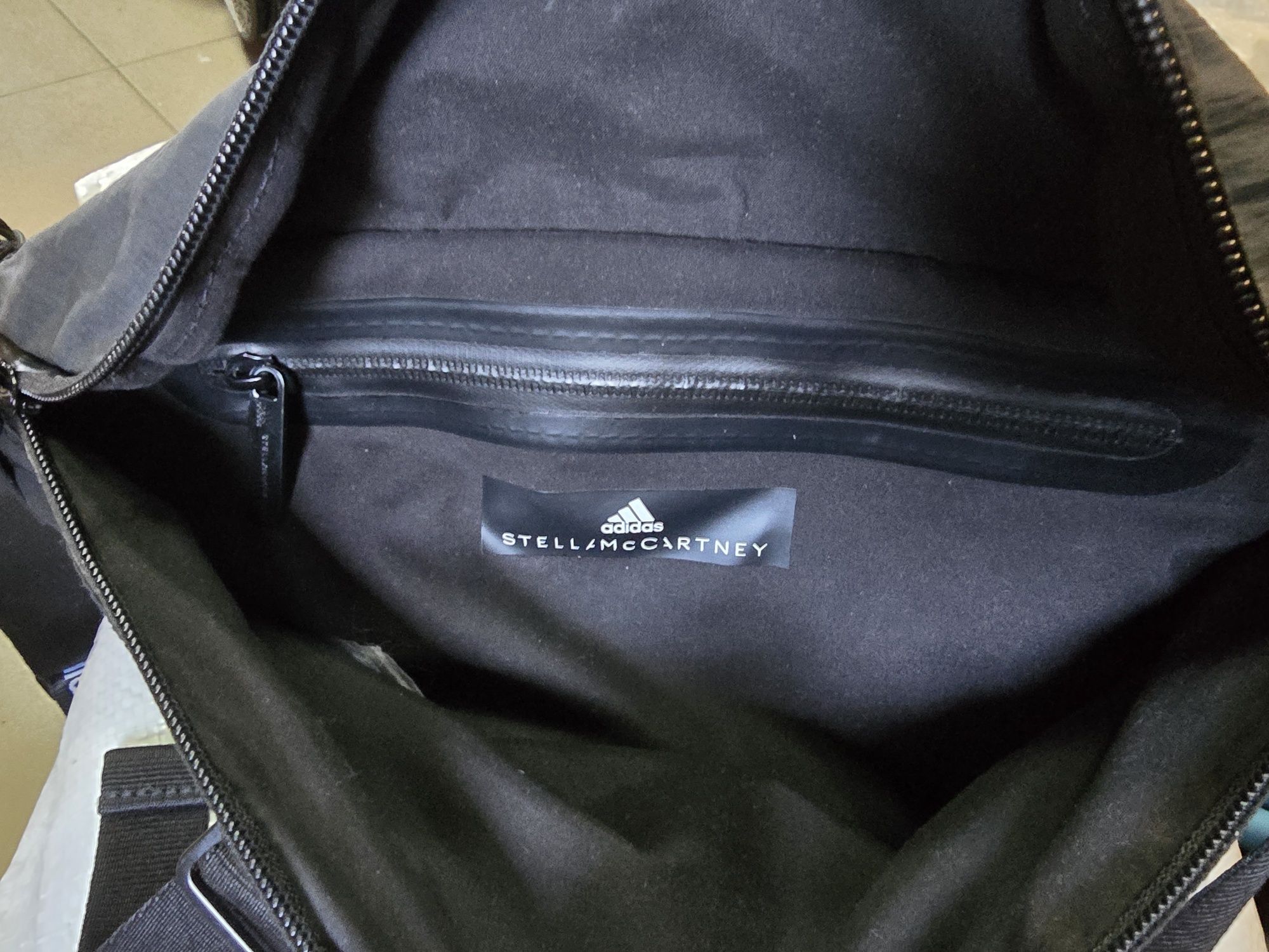 Поясна сумка рюкзак adidas by Stella McCartney