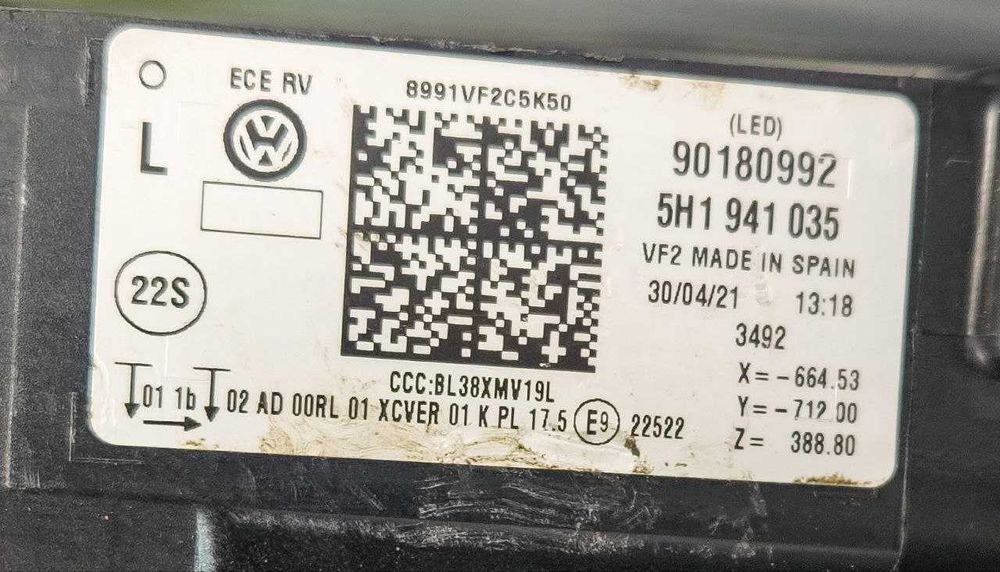 Фара передня ліва + права Volkswagen Golf 8 / Фольксваген Гольф 8