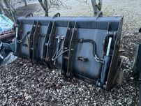 Tur Ramię Komplet Konik Łyżka rekin krokodyl Terex Fermec
