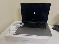 MacBook Air M3 8 GB 15.3”