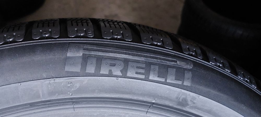 245/45/20 R20 Pirelli PZero Winter 4шт зима