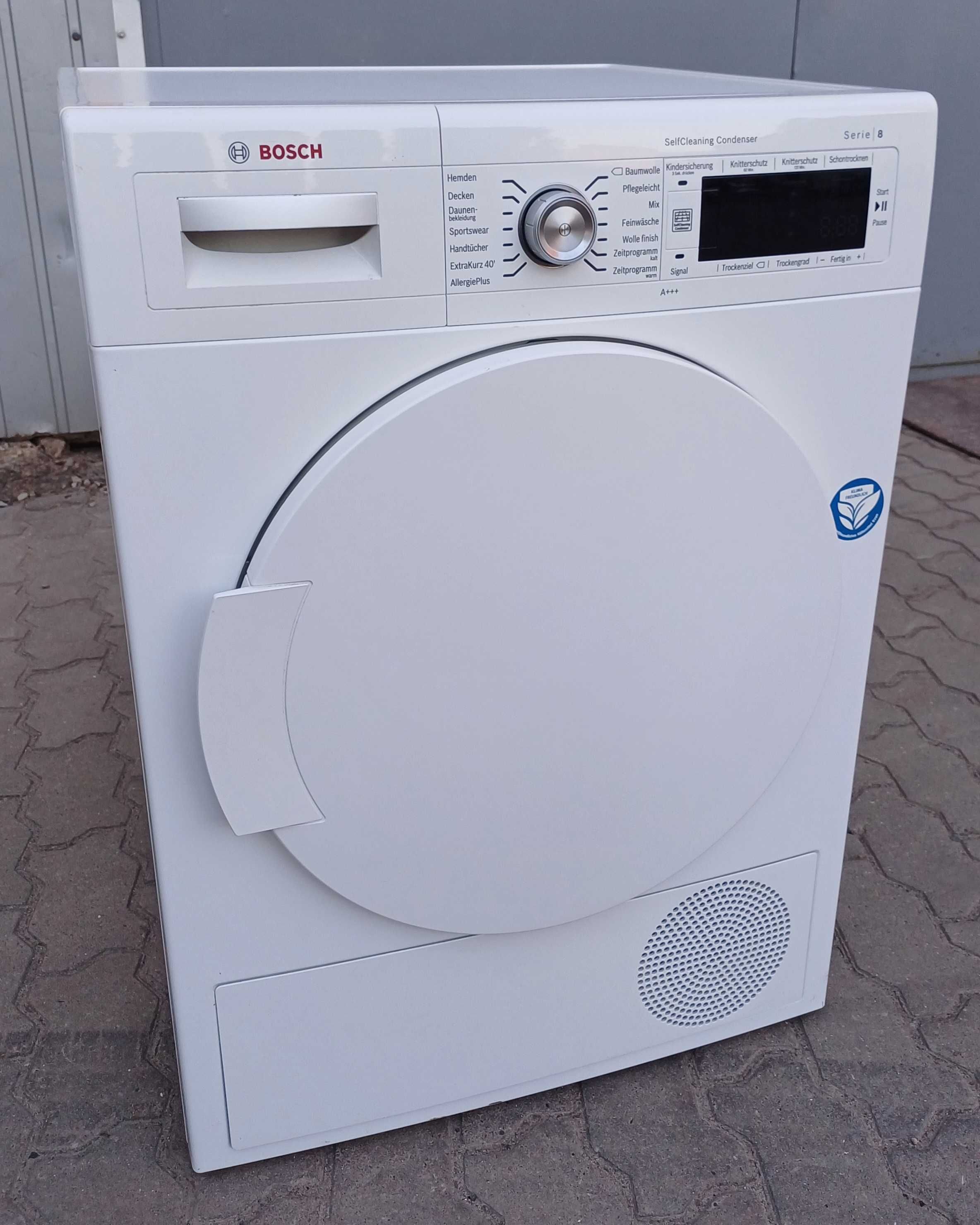 Сушильна машина для одягу з тепловим насосом Бош Bosch WTW845W0