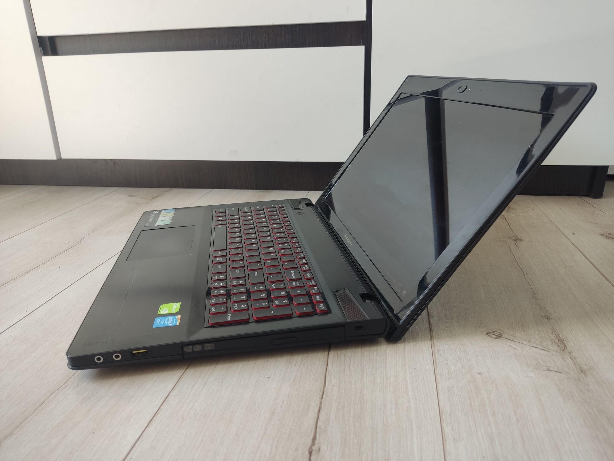 Laptop Lenovo Y510P  Intel Core i7-4700MQ  NVIDIA GeForce GT 750M SSD