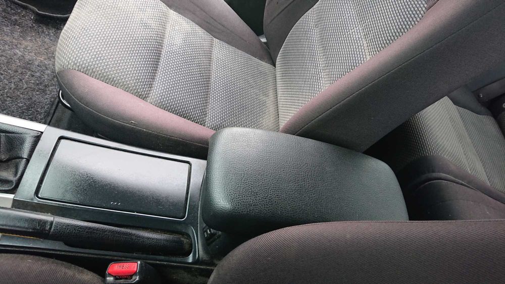 Podłokietnik tunel dekory Mazda 6 GG GY 02-08r