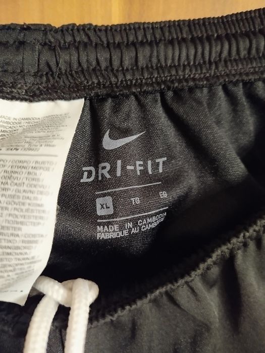 Spodnie dresowe męskie Nike Dri Fit rozmiar XL stan idealny