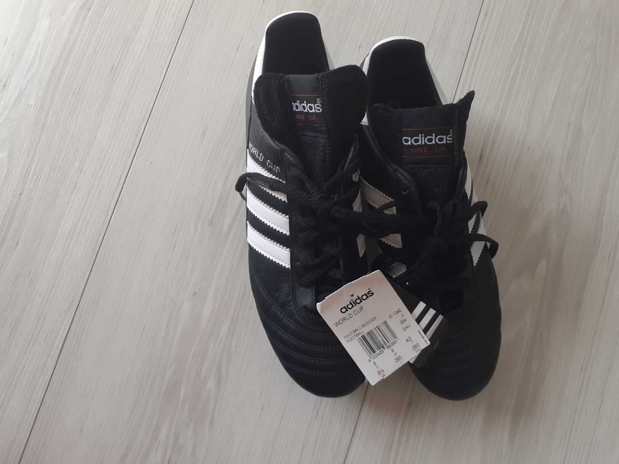 Profesjonalne buty piłkarskie korki Adidas World Cup 011040 r. 42