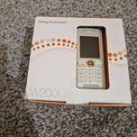 Telefony Sony Ericsson W200i Walkman