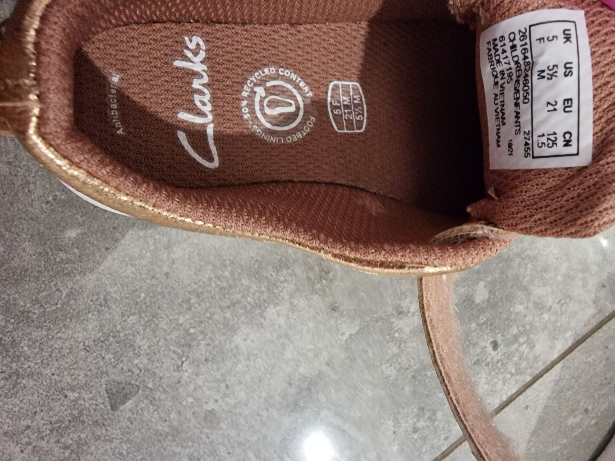 Buty dziecięce Clarks rozm 21