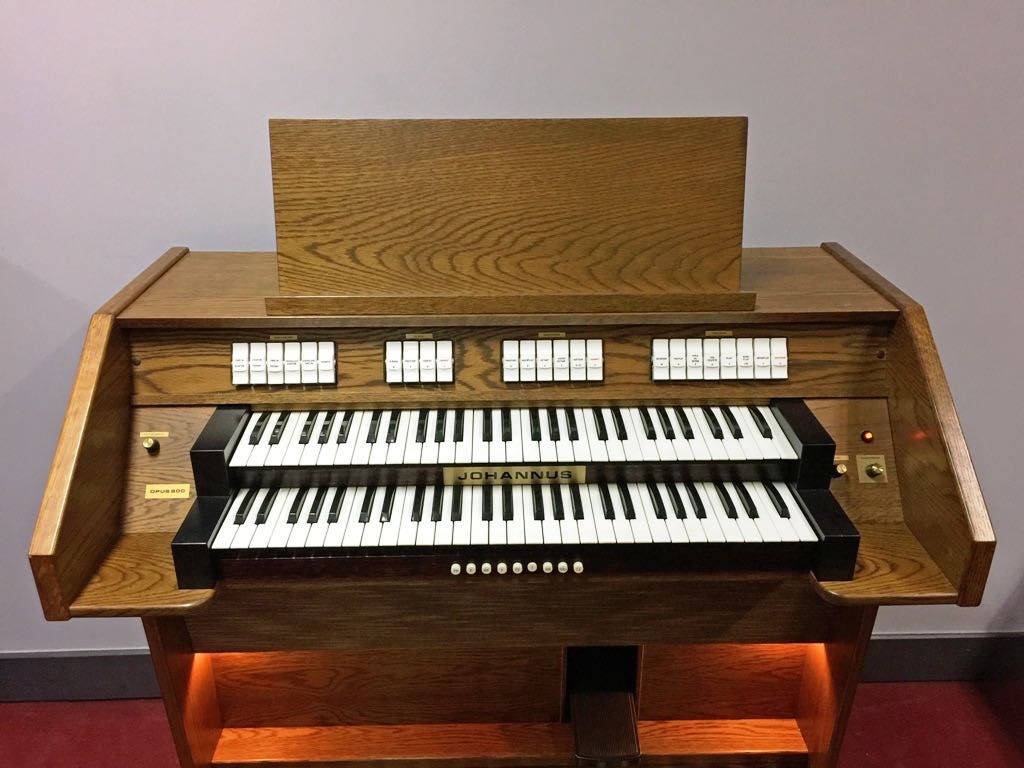 Johannus Opus 800 organy cyfrowe