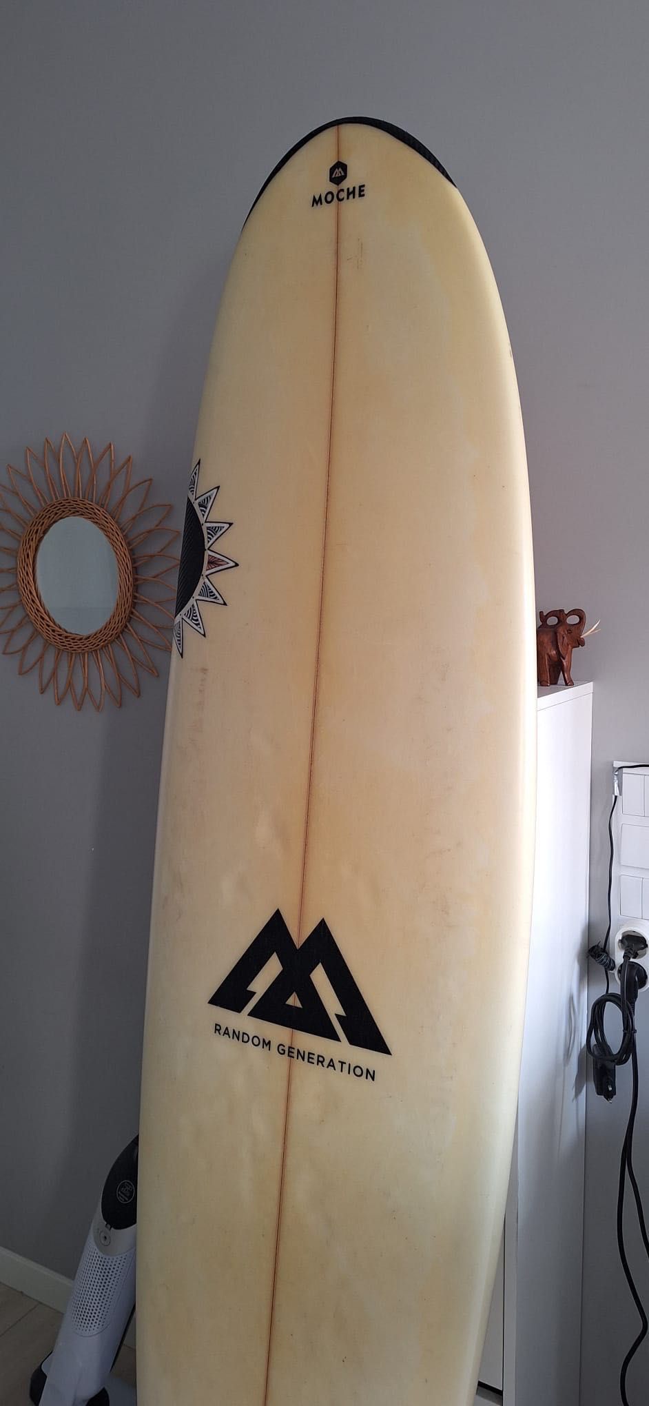 Prancha de surf c/ 3 quilhas + fato de surf