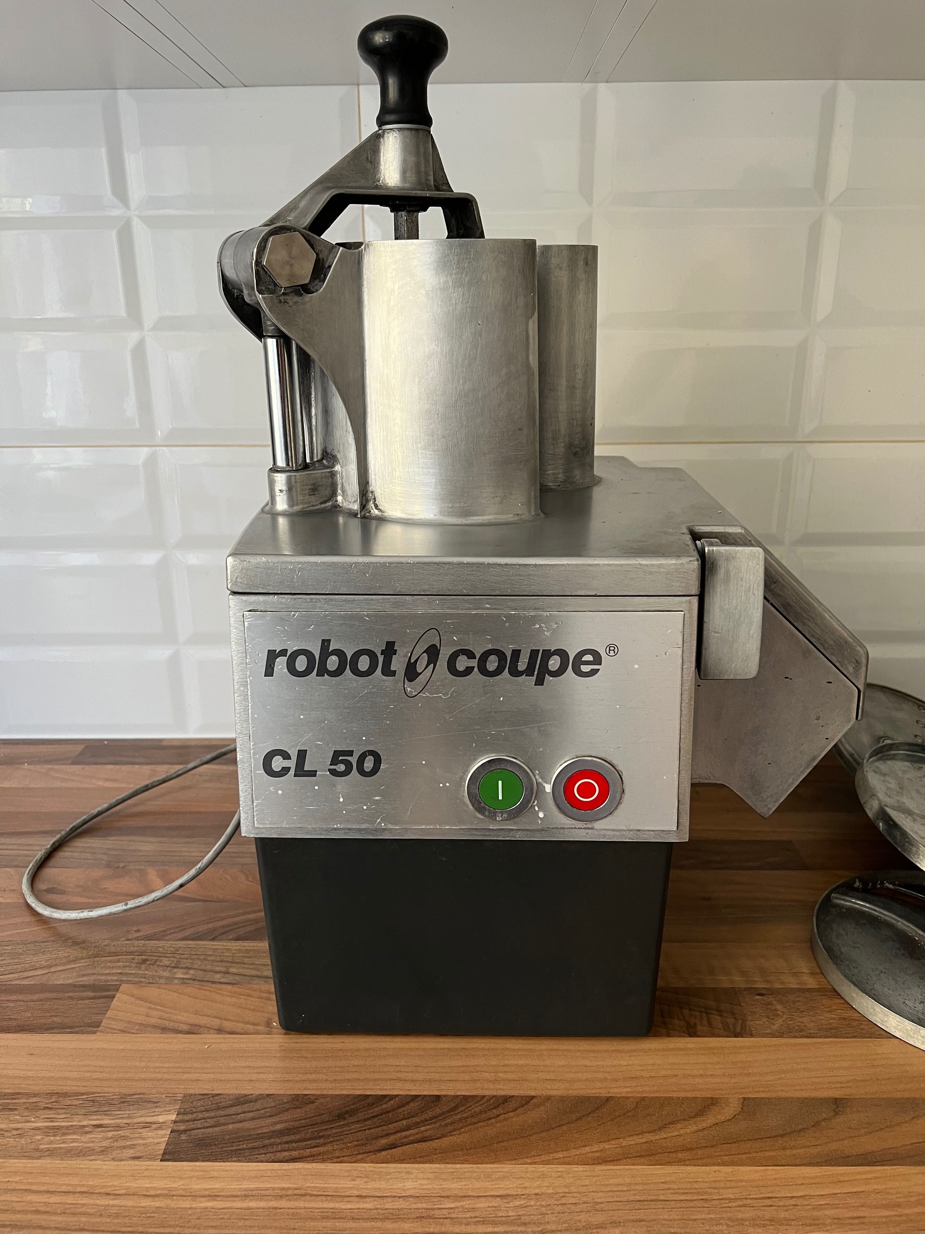 Szatkownica do warzyw ROBOT COUPE CL50. Robot kuchenny