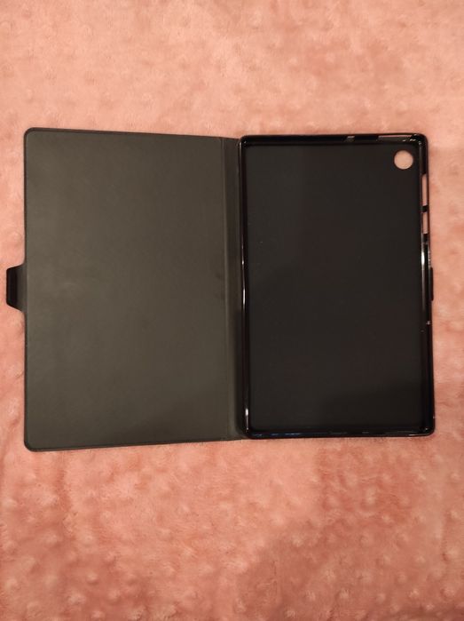 Продам планшет Lenovo tab m10 full hd, память 4/128, LTE .