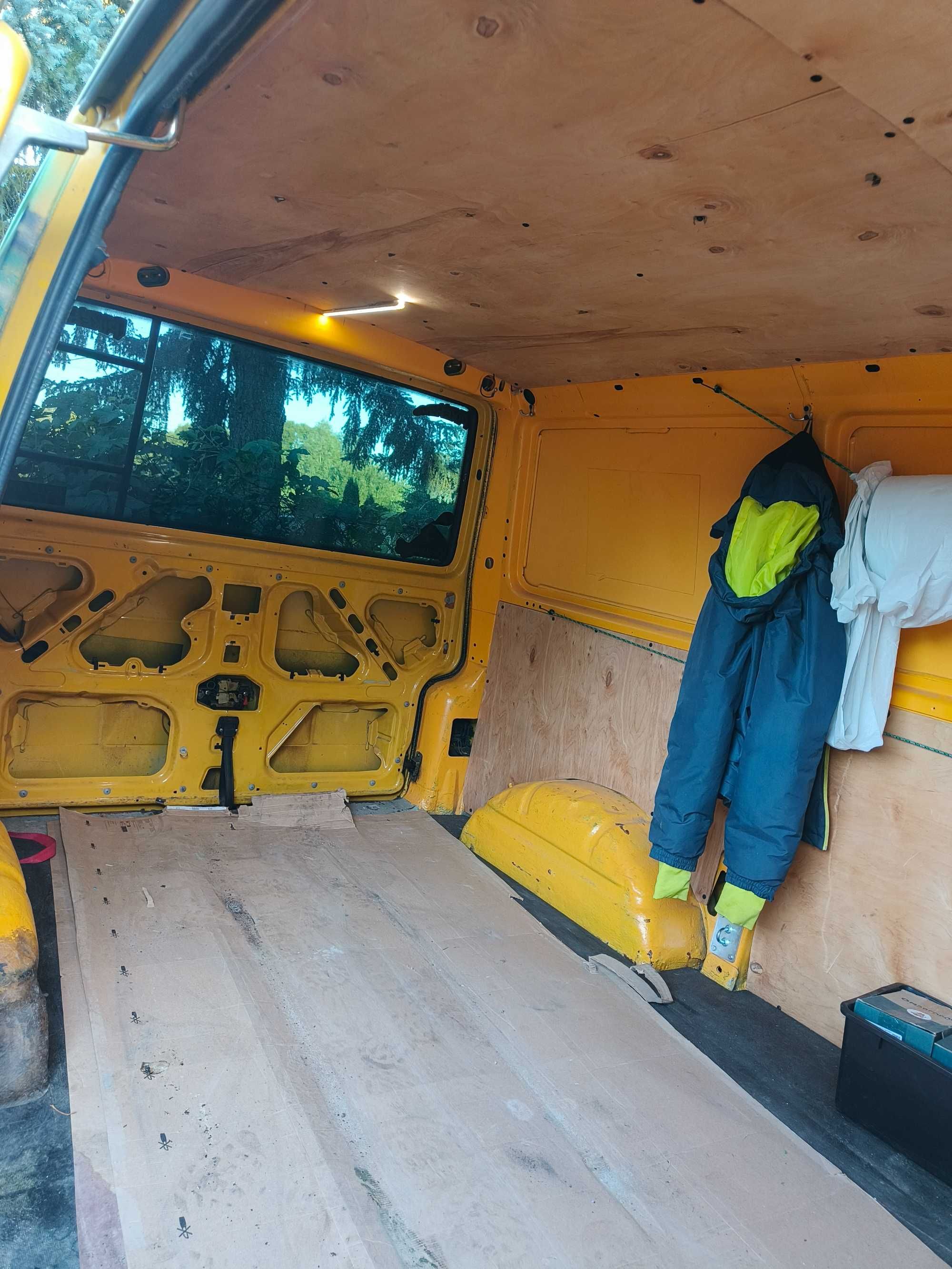 Sprzedam VW Transporter T4 1.9 TD
