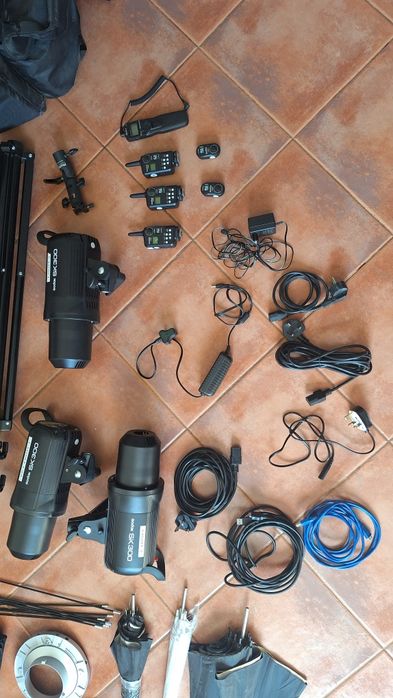 Kit Completo de Iluminação de Estúdio Walimex Pro VE-300