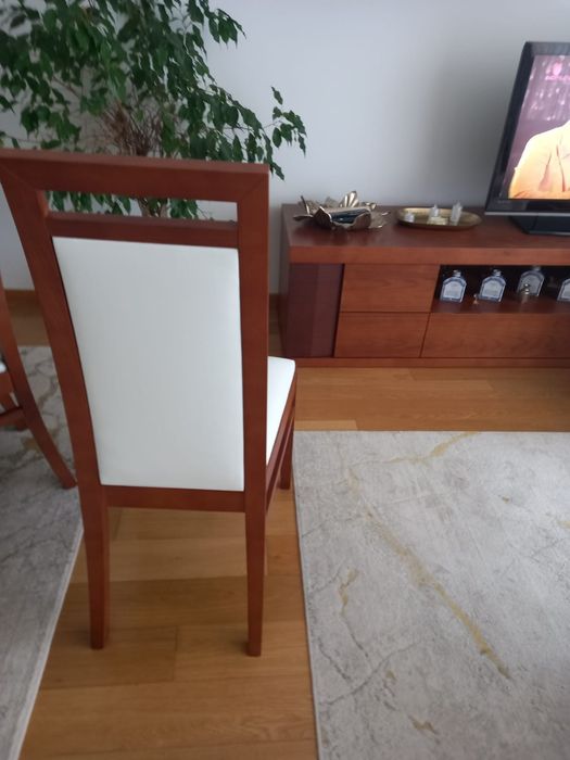 Mesa de cerejeira com 6 cadeiras