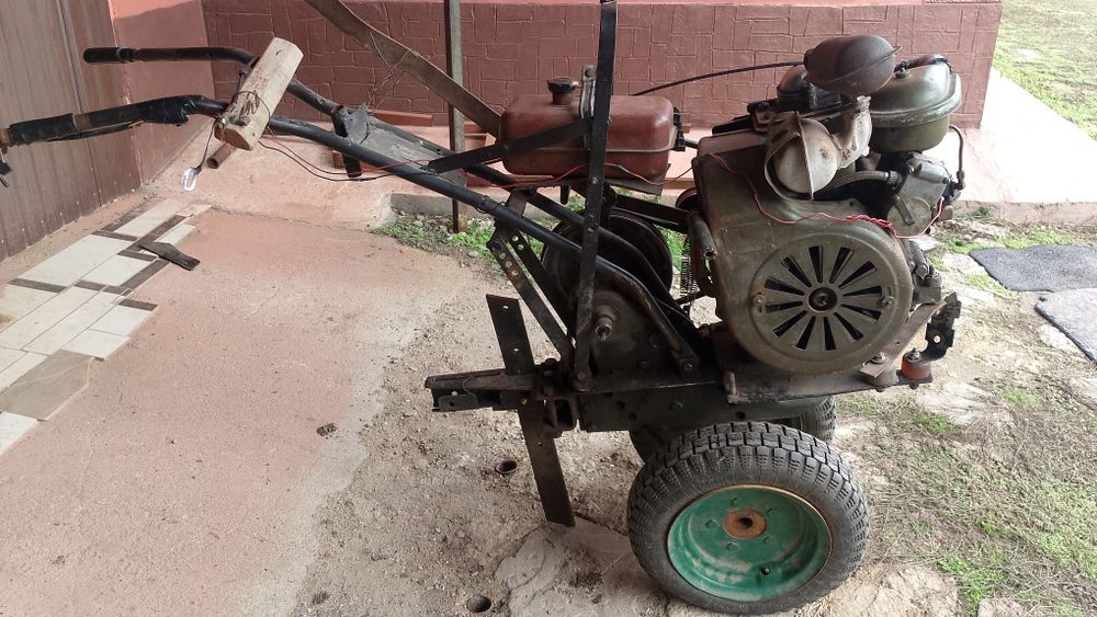 Продам мотоблок б/у