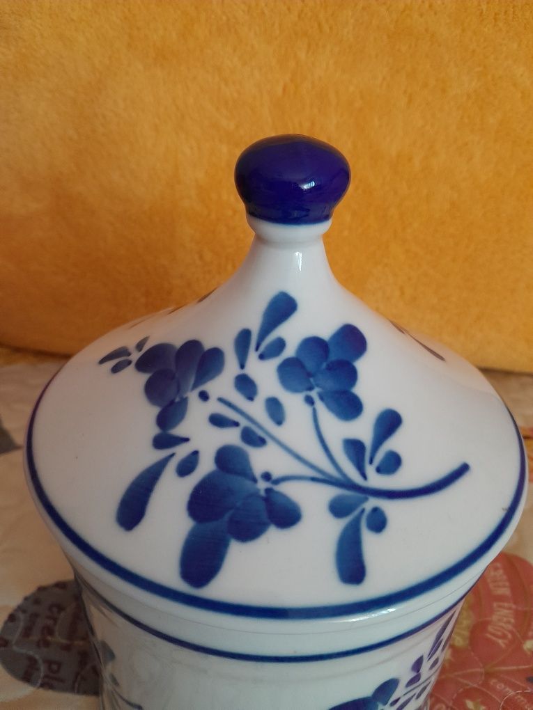 Pote de louça de Viana do Castelo
