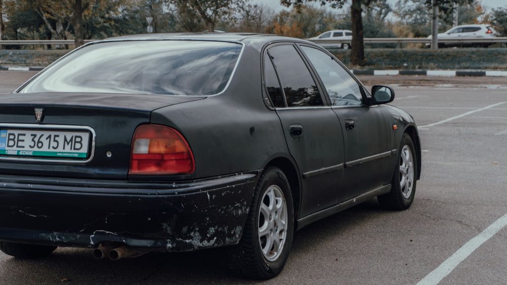 Продаю Rover 600si