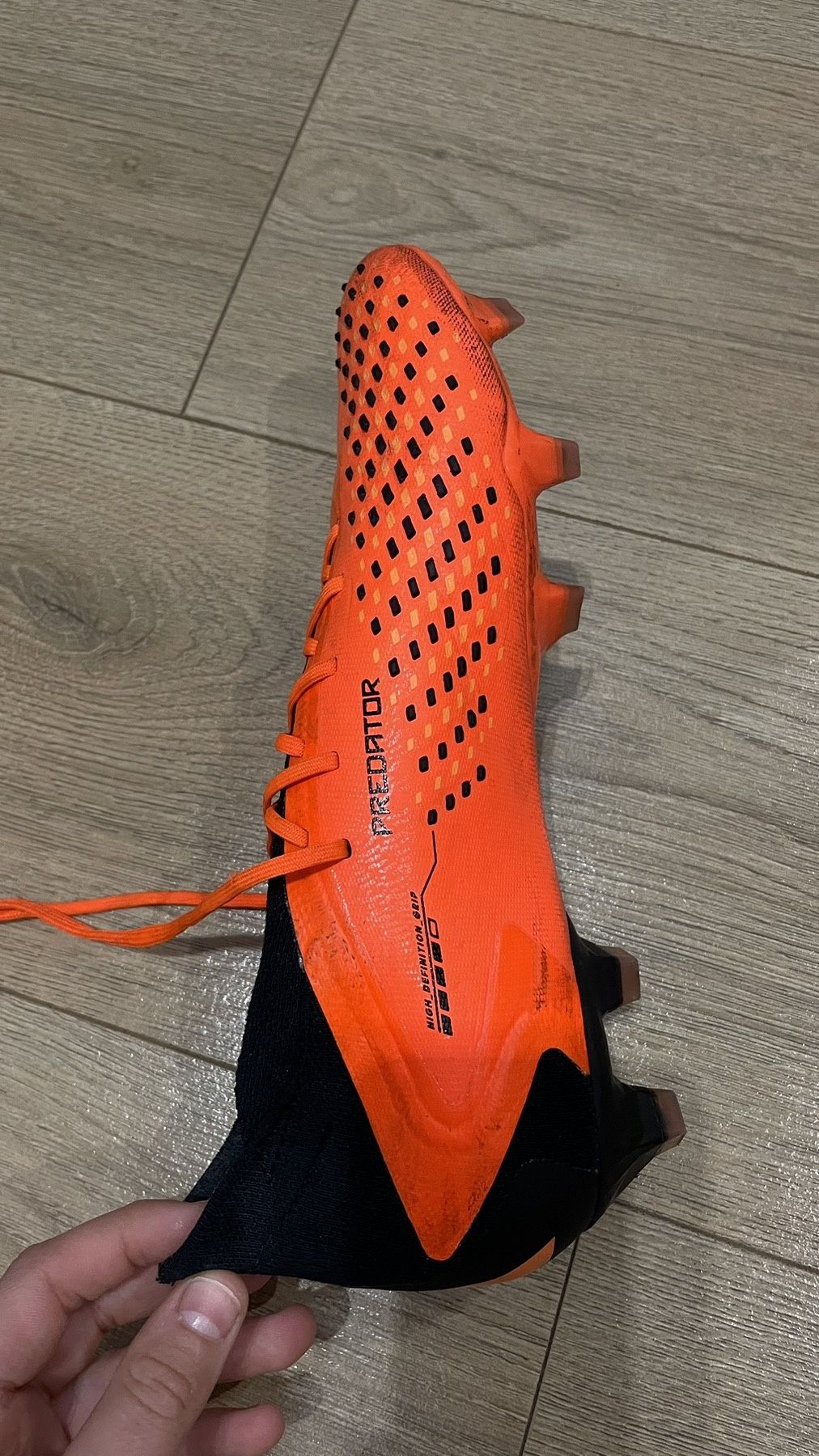 ADIDAS PREDATOR ACCURACY.1 orange/black. Оригінал
Стан нових, од