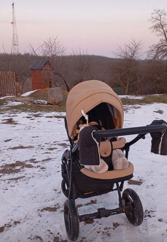 Продам Універсальну коляску 2 в 1 D&D Primero. + Автокрісло