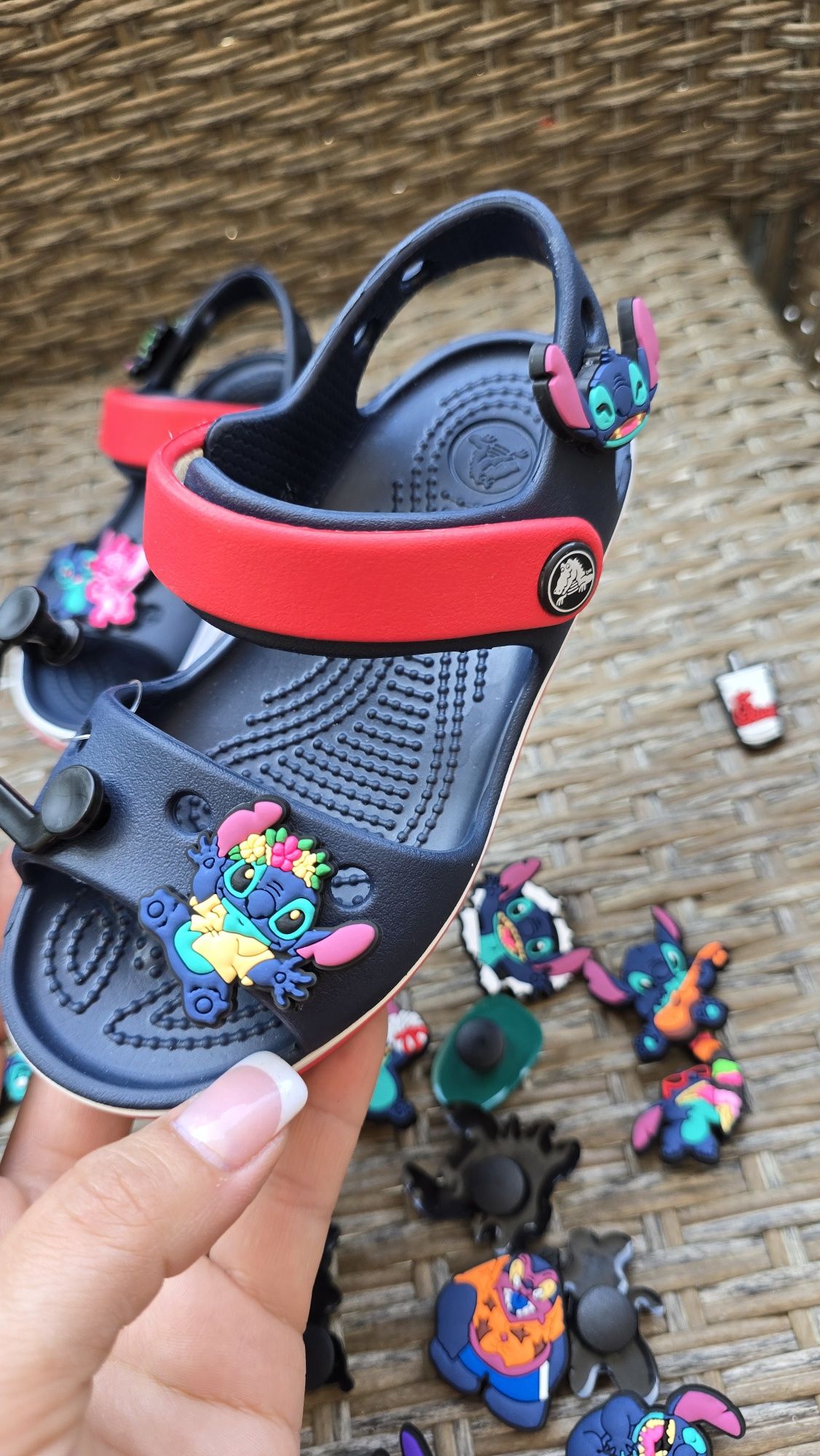 Дитячі сандалі для дівчат crocs bayaband c9 c10