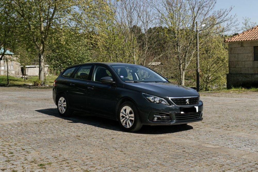 Peugeot 308 SW 1.2 PureTech 110 S&S Active Business – Impecável!