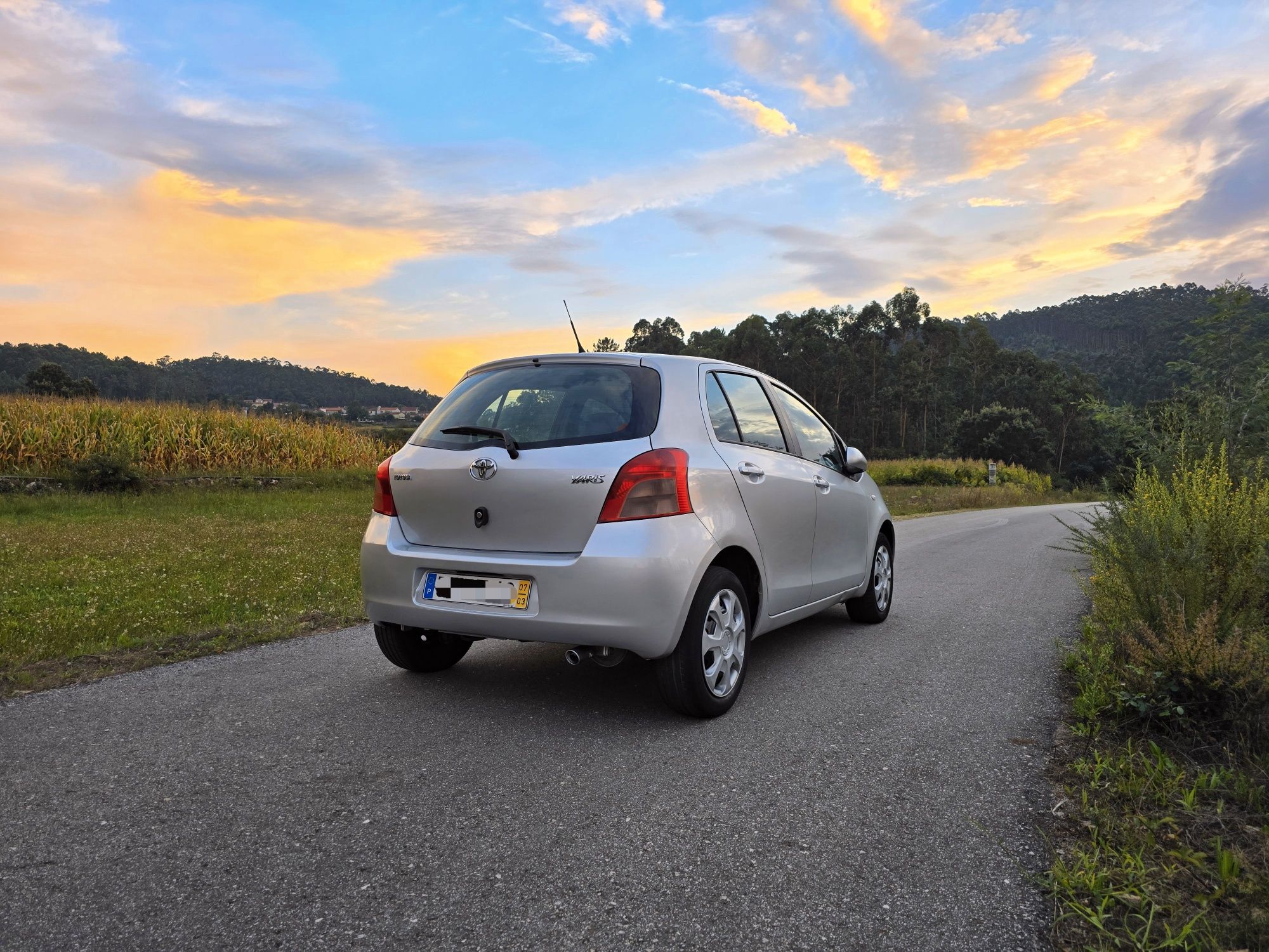 Toyota Yaris 1.0 VVT-i Nacional