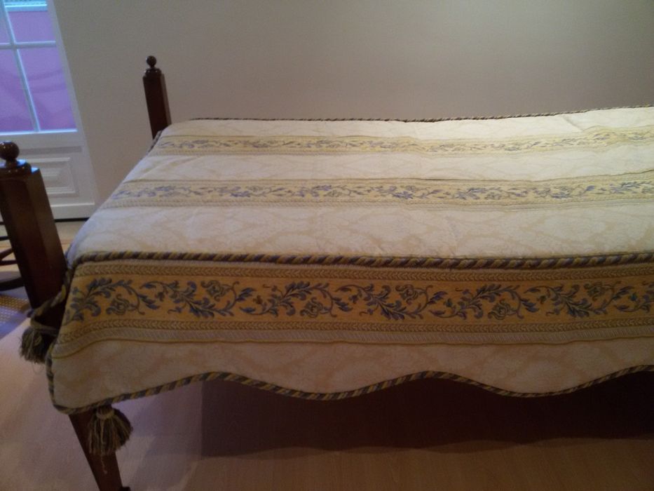 Cama individual estilo D.Maria