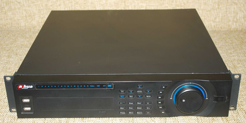 32-канальний мережевий відеореєстратор Dahua DH-NVR5832