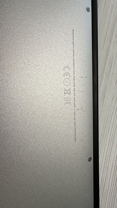 MacBook Air 13 (13 inch, Mid 2017)/I5/8Gb/SSD 128