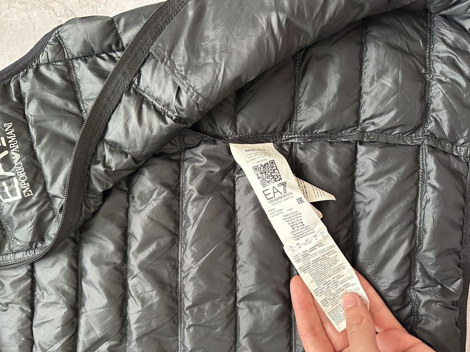 Мужская жилетка Emporio Armani EA7. Оригинал.