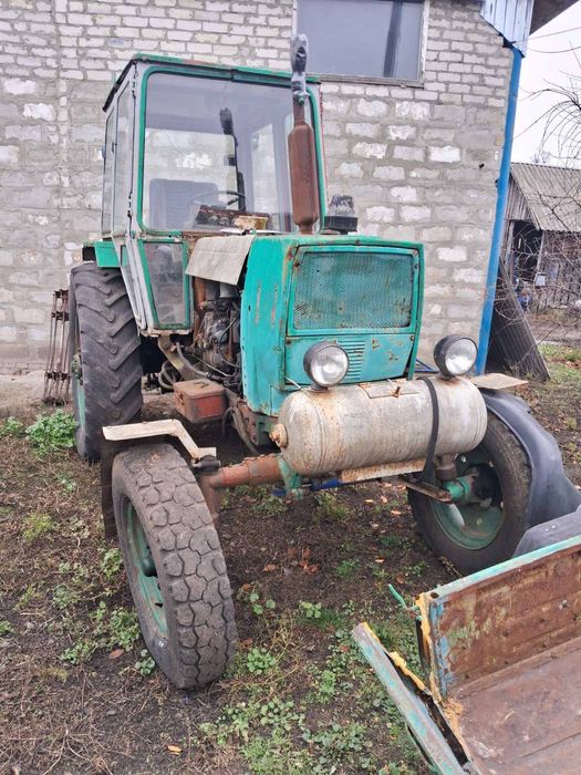 Продам трактор юмз