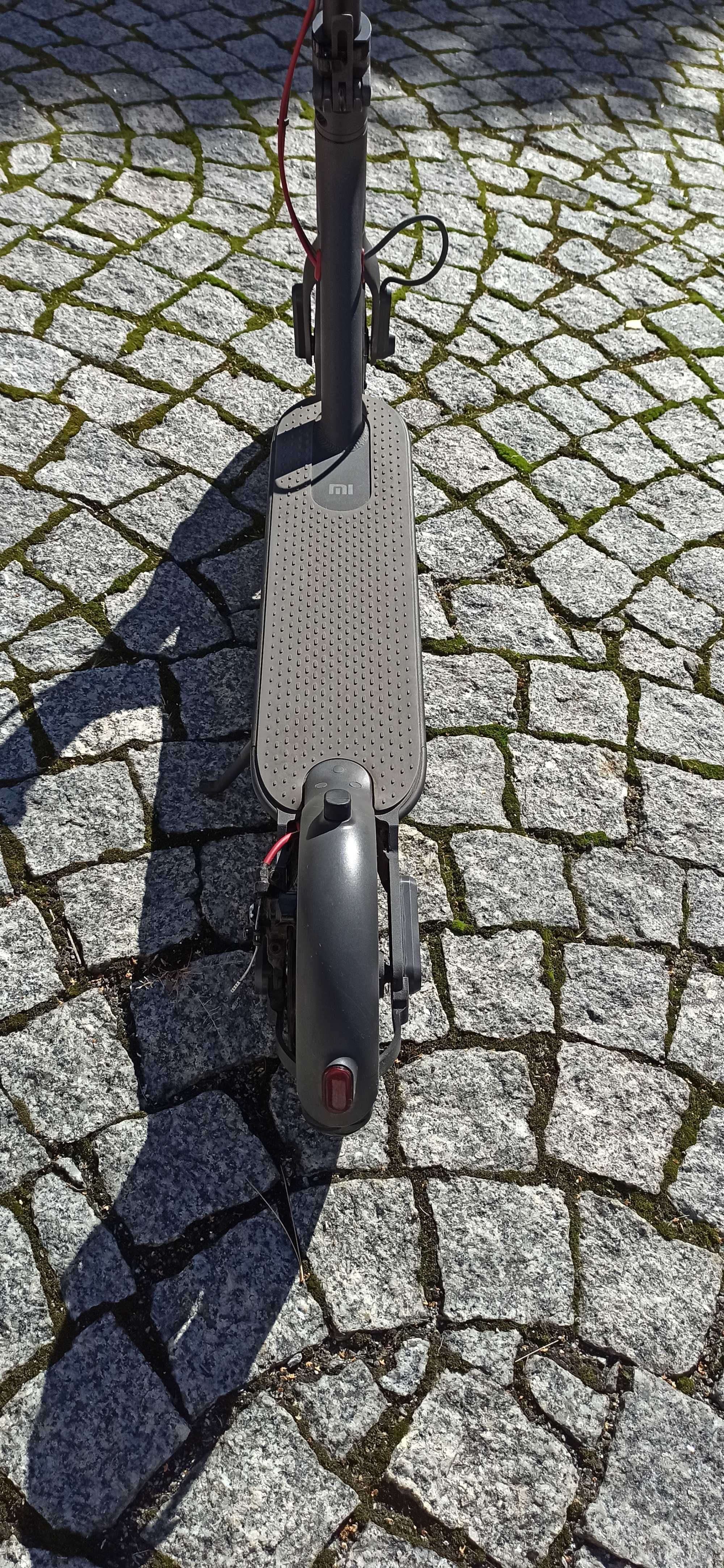 Hulajnoga elektryczna Xiaomi M365