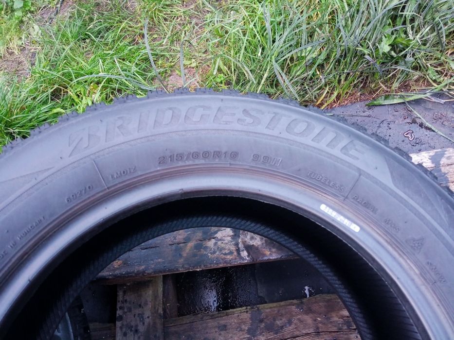 215 60 r16 Bridgestone Brizak