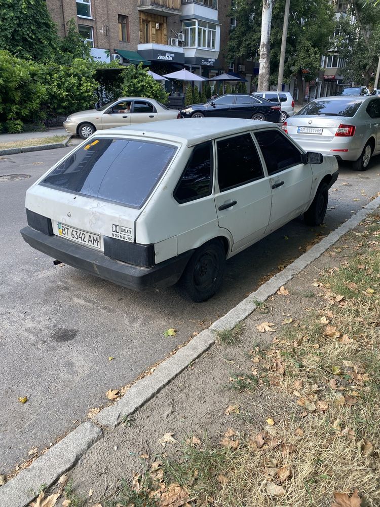 Продам Срочно 2109 92 год