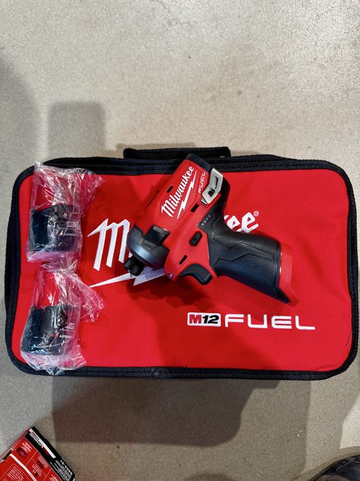 Zakrętarka udarowa hydrauliczna SURGE M12 Milwaukee 2x 2Ah torba 2024