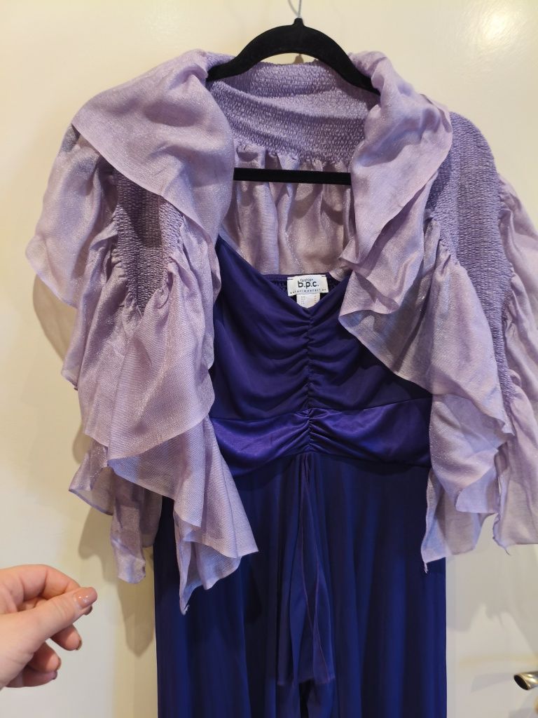 Dwa nowe eleganckie szale w odcieniach fioletu