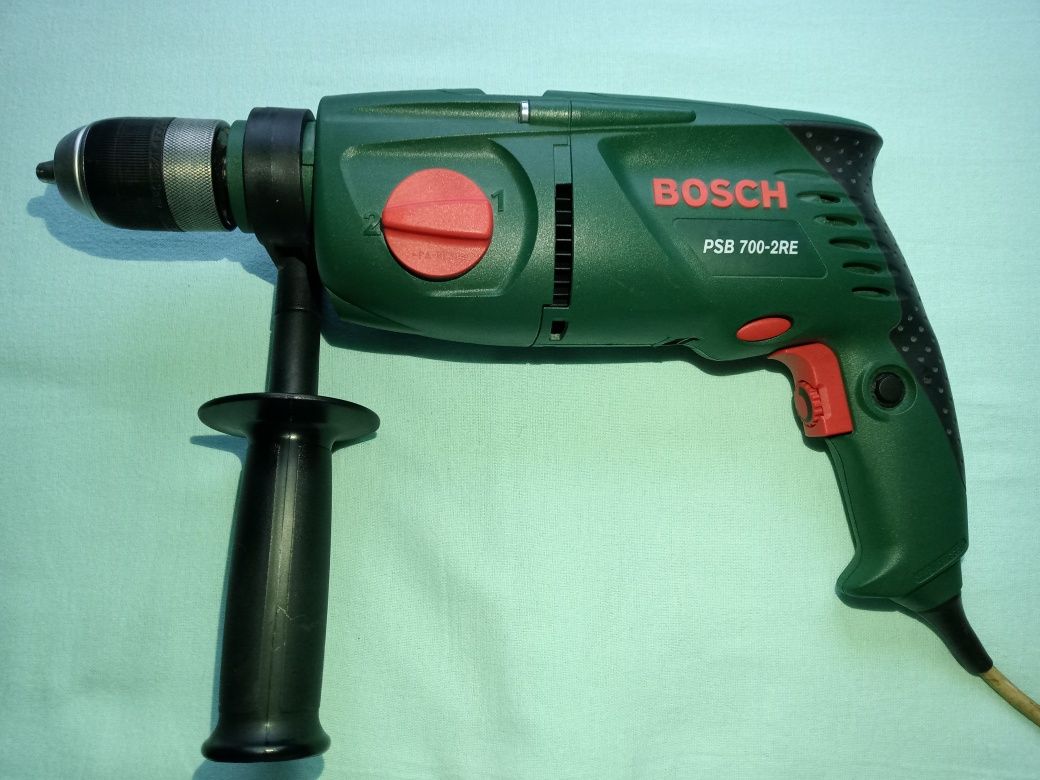 Продам дрель BOSCH