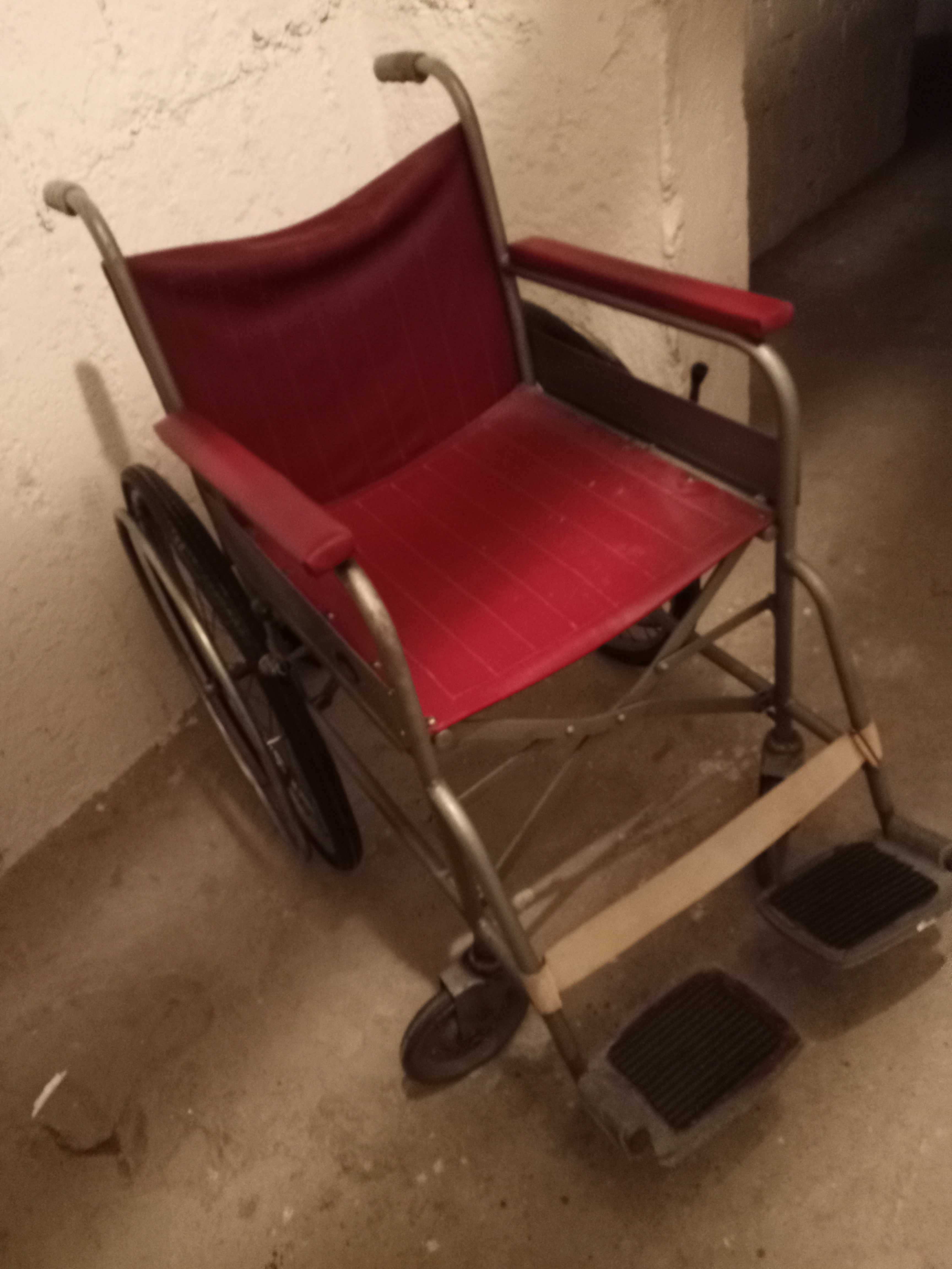 kwietnik  ogród wózek inwalidzki gadżet dekor   WC dla inwalidy